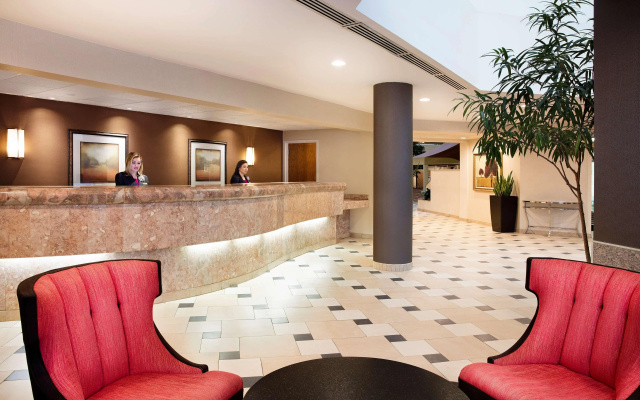 photo 2 of Harmony Suites Secaucus Meadowlands