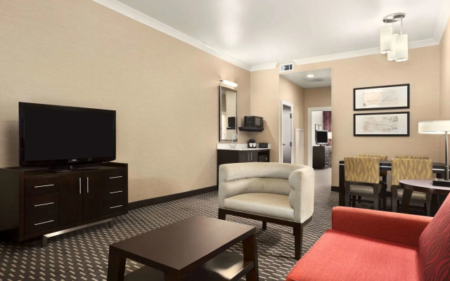 photo 5 of Embassy Suites by Hilton St. Louis Downtown
