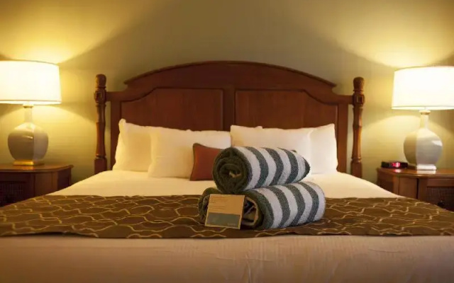 photo 2 of Emerald Beach Resort by ResortShare
