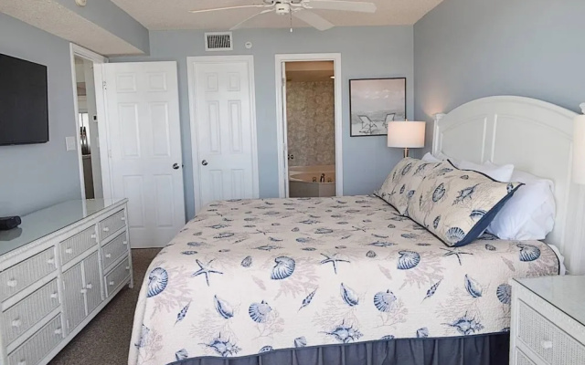photo 5 of Emerald Cove Ii 4b 3 Bedroom Condo by RedAwning, North Myrtle Beach
