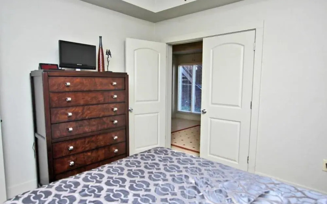 photo 5 of Emerald Greens 1102 - 1 Br condo