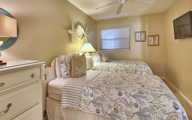 photo 4 of Emerald Isle 502 3 Bdrm Beachfront Condo / Sunset Views!