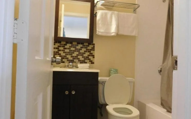 photo 5 of Emerald Isle Motel
