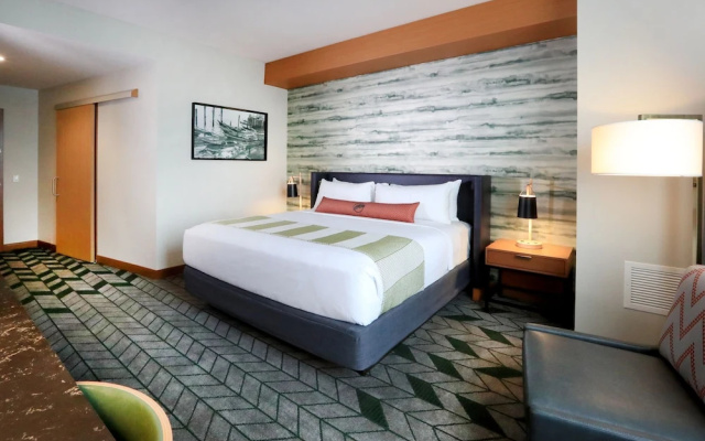 photo 4 of Emerald Queen Hotel and Casino - Tacoma