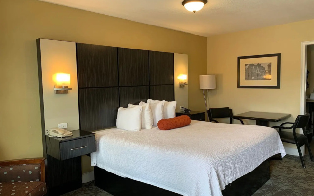photo 4 of San Marco Inn East