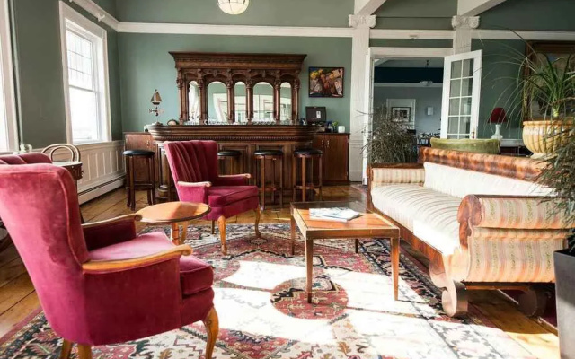 photo 2 of Emerson Inn