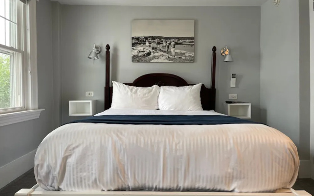 photo 5 of Emerson Inn