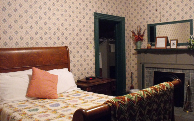 photo 4 of Empire House Hotel