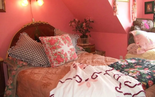 photo 2 of Enchanted Nights Bed & Bath