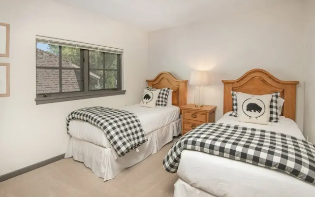 photo 4 of Enclave 137 4 Bedroom Home by RedAwning