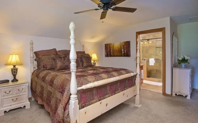 photo 3 of Enclave #217 5 Bedroom Home by RedAwning