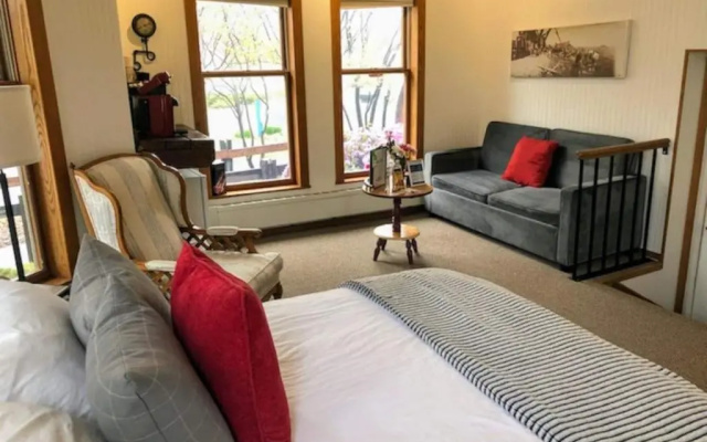 photo 2 of Endion Station Inn  | Hotel Next to Lake Superior