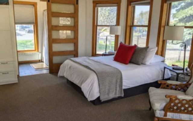 photo 4 of Endion Station Inn  | Hotel Next to Lake Superior
