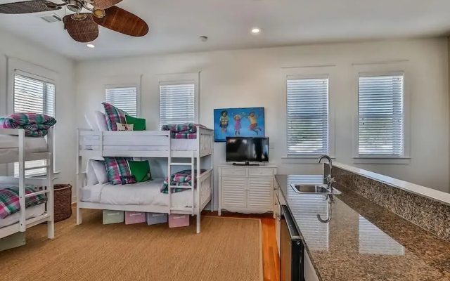 photo 4 of ENDLESS SUMMER DREAM 4 Bedroom Holiday Home by Five Star Properties
