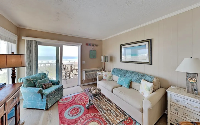 photo 2 of End-unit Ocean Pier W/ Ocean Views & Pool 2 Bedroom Condo