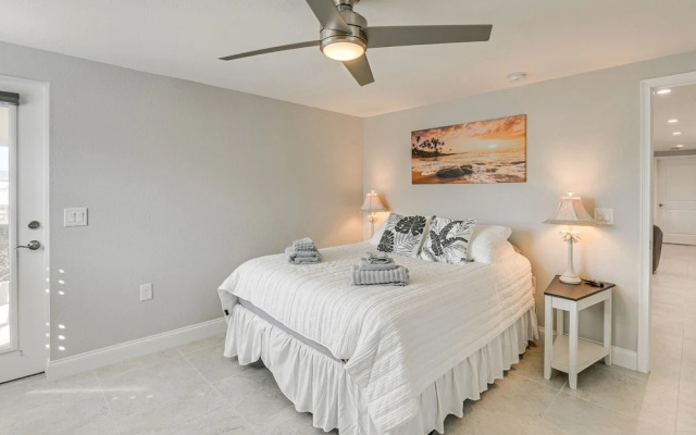photo 3 of Englewood Vacation Rental ~ 2 Mi to Beach!