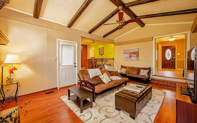 photo 5 of Enjoy the Centrally Located Mcfadyen Guest House