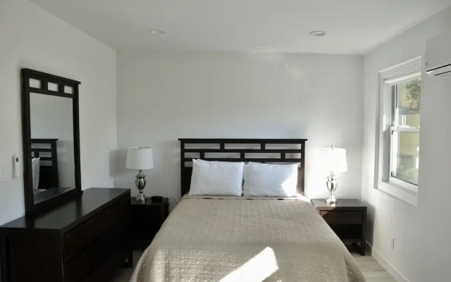 photo 4 of Entire Apartments Near LAX Stays