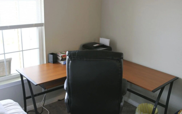 photo 3 of Entire Cozy Nest Minutes From Dulles Airport