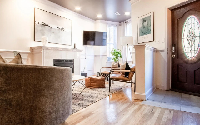 photo 2 of ✦ Entire Home Near U St ✦ 2 Units // Free Parking