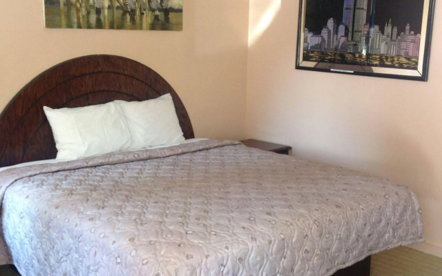 photo 2 of Eny's Hotel