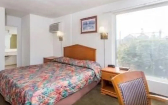 photo 5 of Rodeway Inn