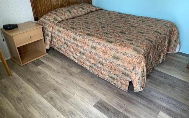 photo 2 of Erwin Motel
