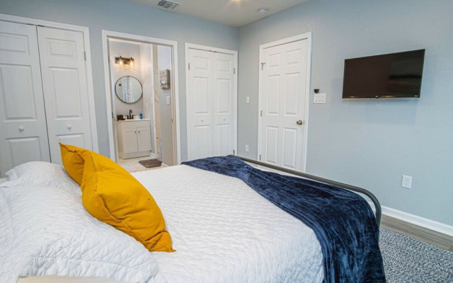 photo 4 of Escape to 4BR 3BA Brand New Downtown Home