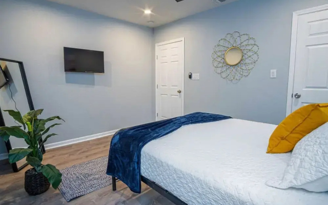 photo 5 of Escape to 4BR 3BA Brand New Downtown Home