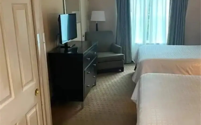 photo 4 of Escape To Paradise Near Disney And Seaworld 1 Bedroom Home by RedAwning