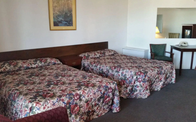 photo 2 of Essex House Motel