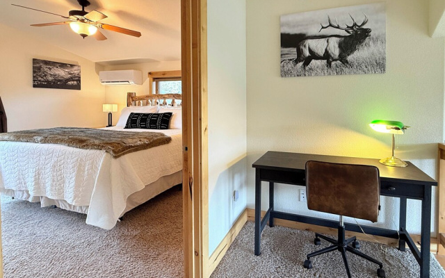 photo 5 of Updated & Spacious Lodge in Heart of Estes Park!