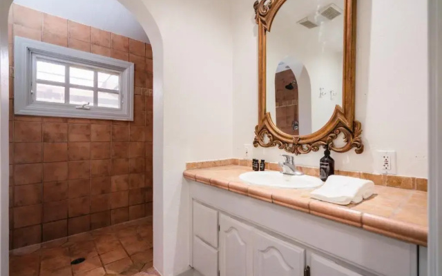 photo 2 of Estrella by AvantStay Secluded Spanish-Style Estate on 7 Acres of Vineyards