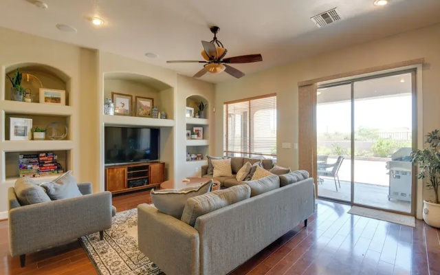 photo 3 of 9 Mi to Goodyear Ballpark: Estrella Home w/ Patio