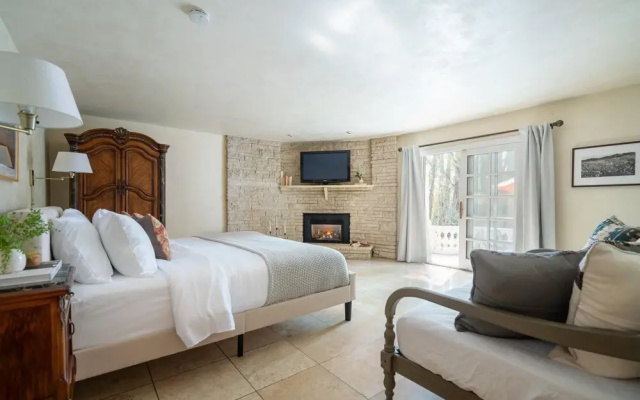 photo 3 of Estrella Secluded 7 Acre Vineyard Estate W Pool Hot Tub