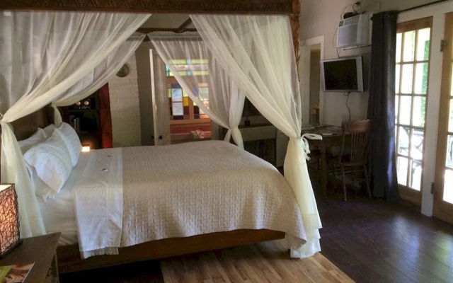 photo 4 of Eureka Zen Cottages