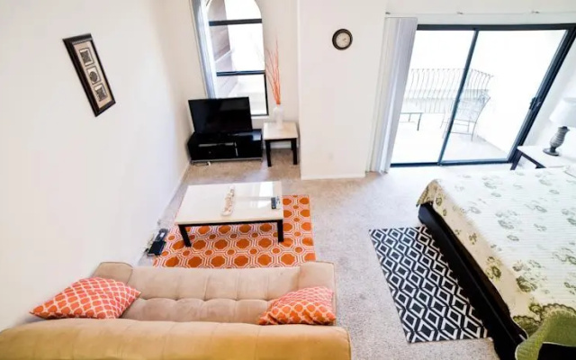 photo 2 of Eve K. Suites