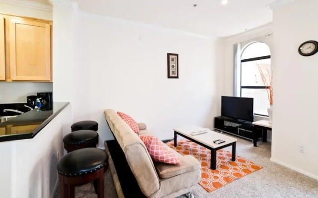 photo 3 of Eve K. Suites