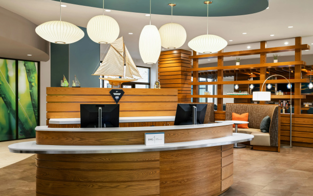 photo 2 of EVEN Hotel Seattle Downtown - Lake Union by IHG