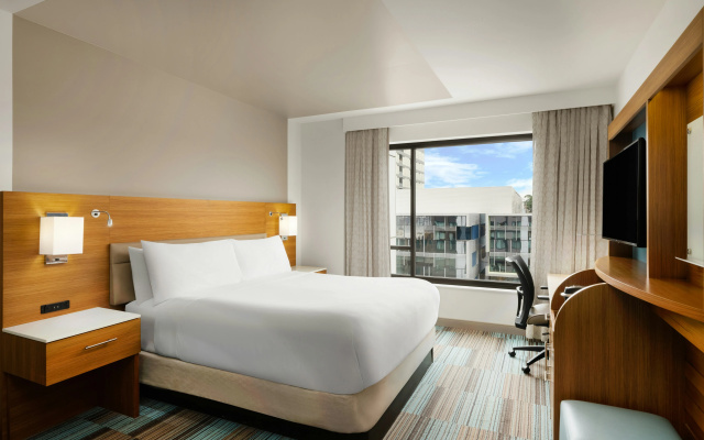 photo 5 of EVEN Hotel Seattle Downtown - Lake Union by IHG