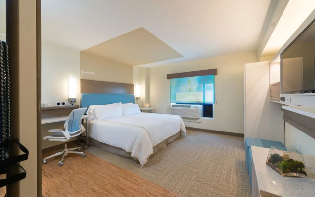 photo 3 of EVEN Hotel Norwalk by IHG