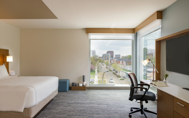 photo 3 of EVEN Hotel Miami - Doral Area, by IHG