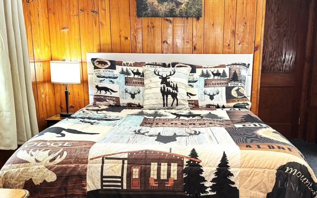 photo 3 of Evening Shade River Lodge and Cabins