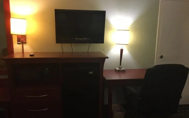 photo 5 of Excellent Inn & Suites
