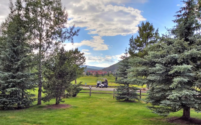 photo 2 of Excellent Views From This Mountain Side Condo - PG107 by Redawning