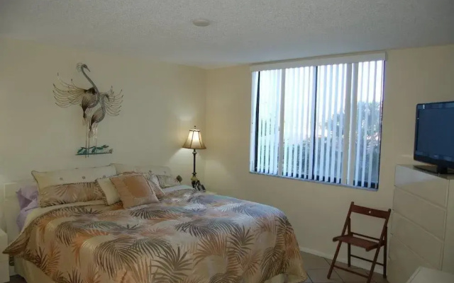 photo 2 of Excelsior - 102 G 2 Bedrooms 2 Bathrooms Condo