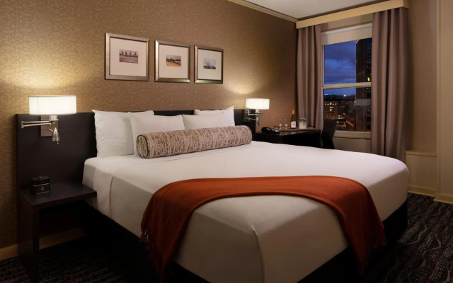 photo 3 of Executive Hotel Pacific