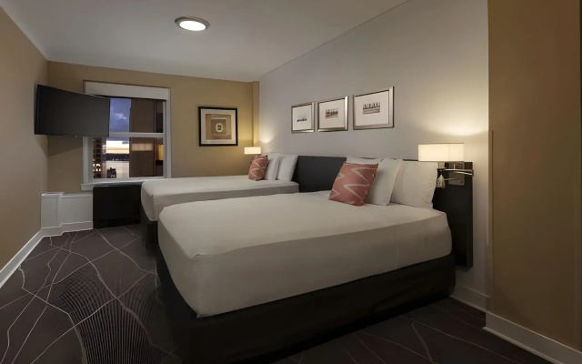 photo 5 of Executive Hotel Pacific