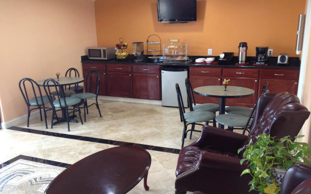 photo 5 of Executive Inn  Suites Houston