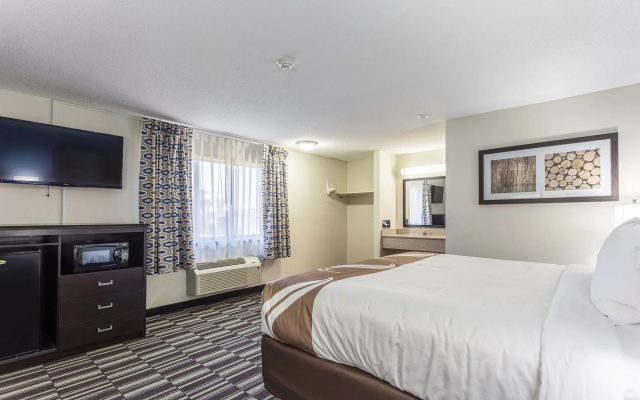 photo 4 of Quality Inn Farmington